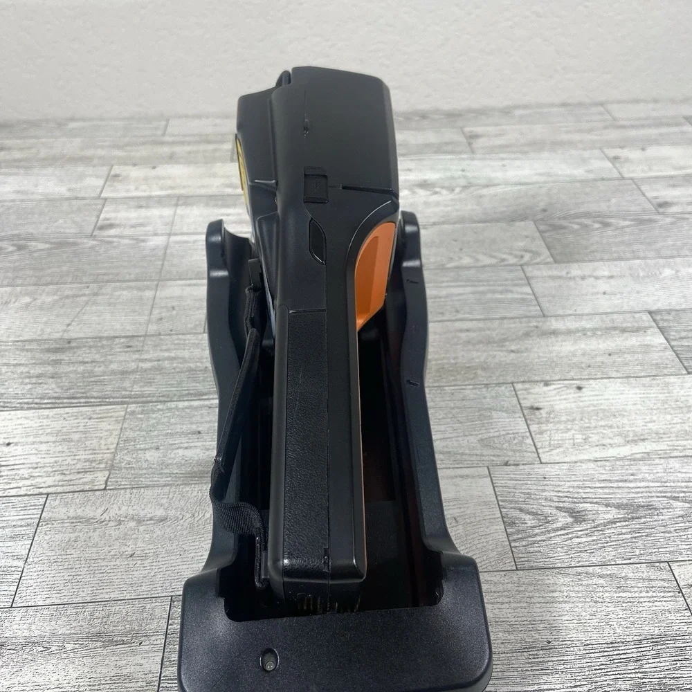 Identification Portable Terminal IPT500 With Cradle By Iris No Cords Read.